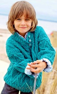 Детский вязаный свитер для мальчика спицами