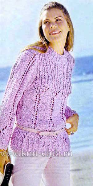 Женский пуловер с узором из кос